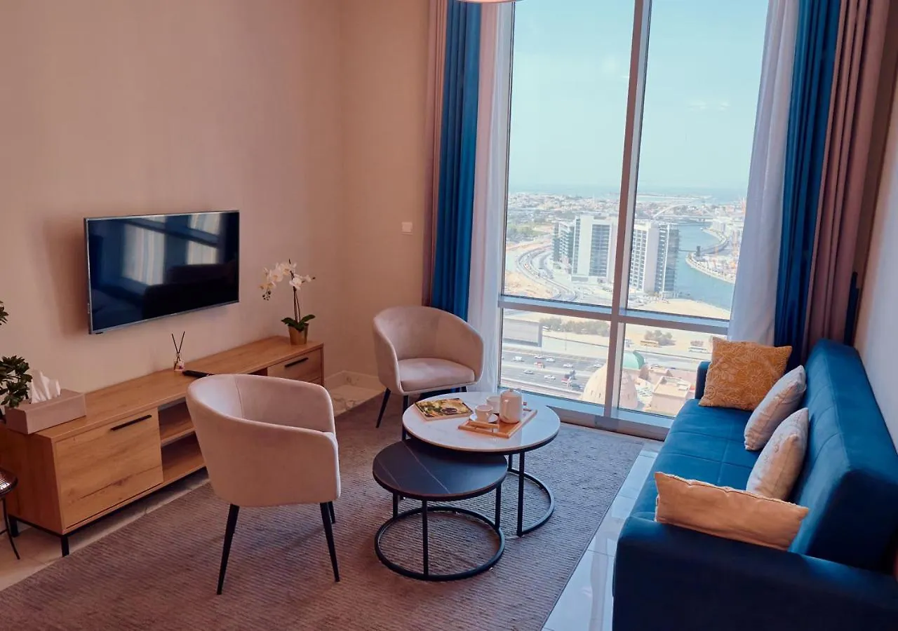 Апартаменты Spacious 1Br In Habtoor City With Canal Views & Close To Dubai Mall